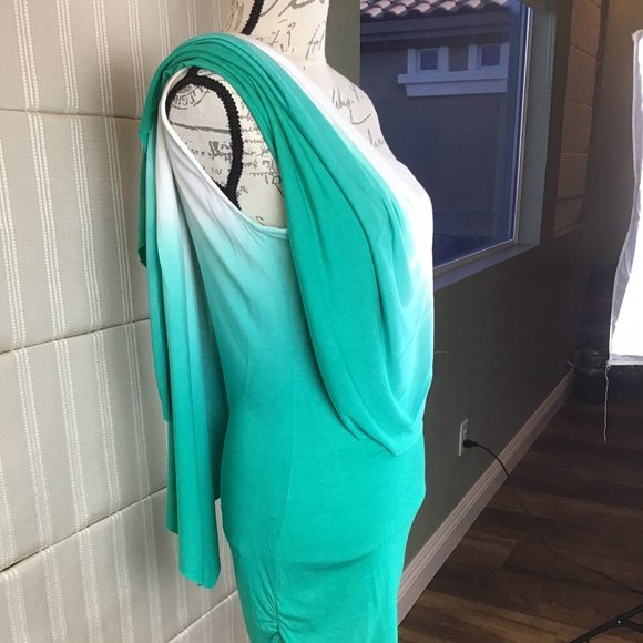 Green and White Ombre Top - Picture 4 of 9